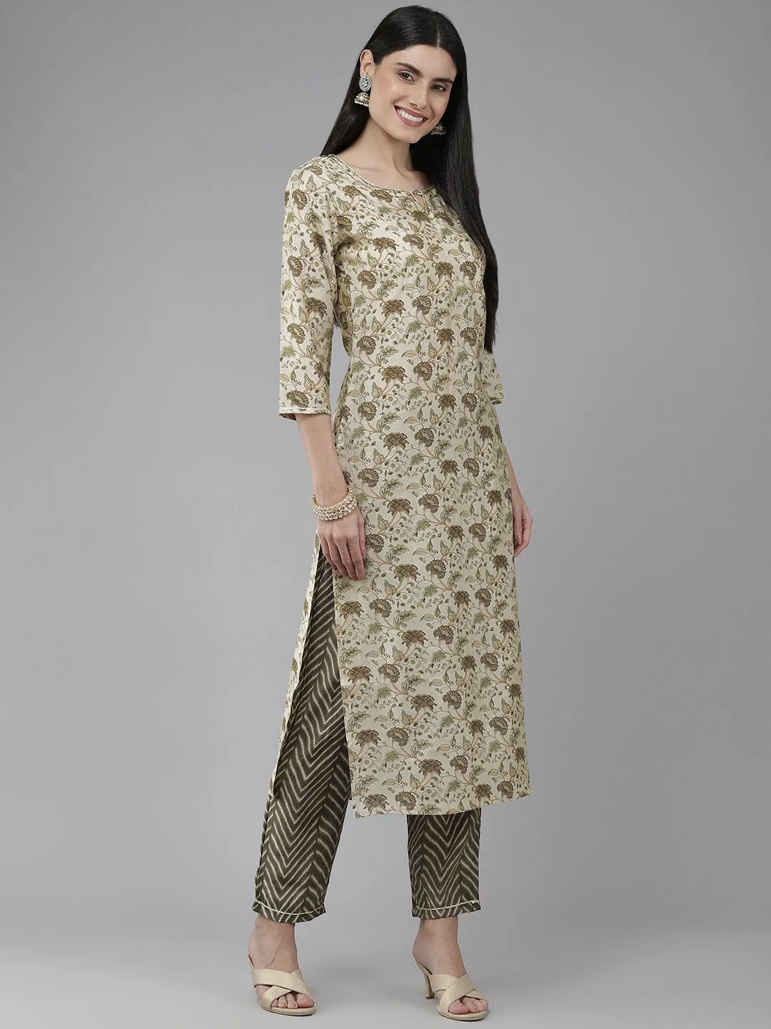 Beige Ethnic Motifs Printed Regular Style Dupatta Set