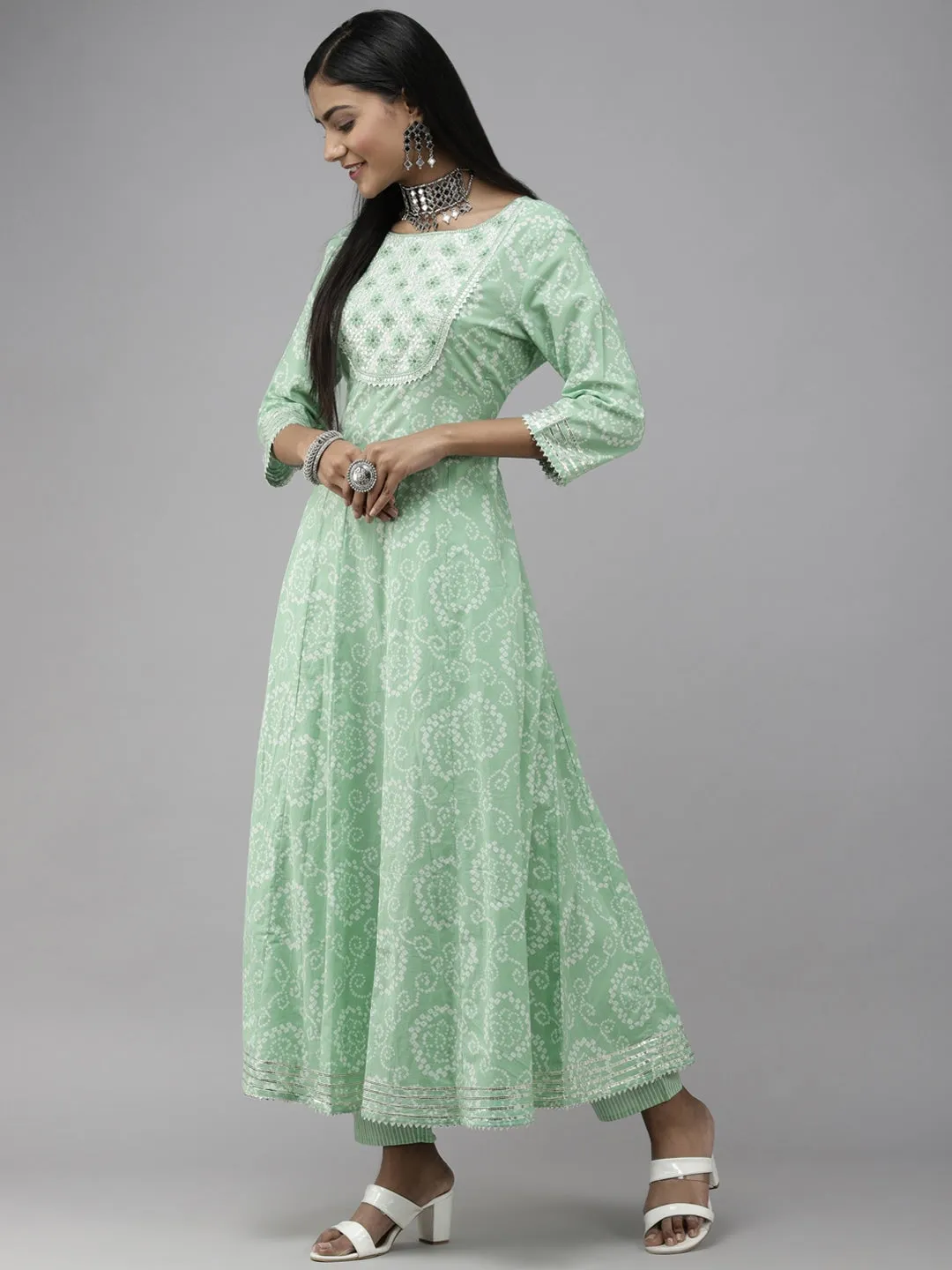 Green Bhandhani Yoke Design Dupatta Set