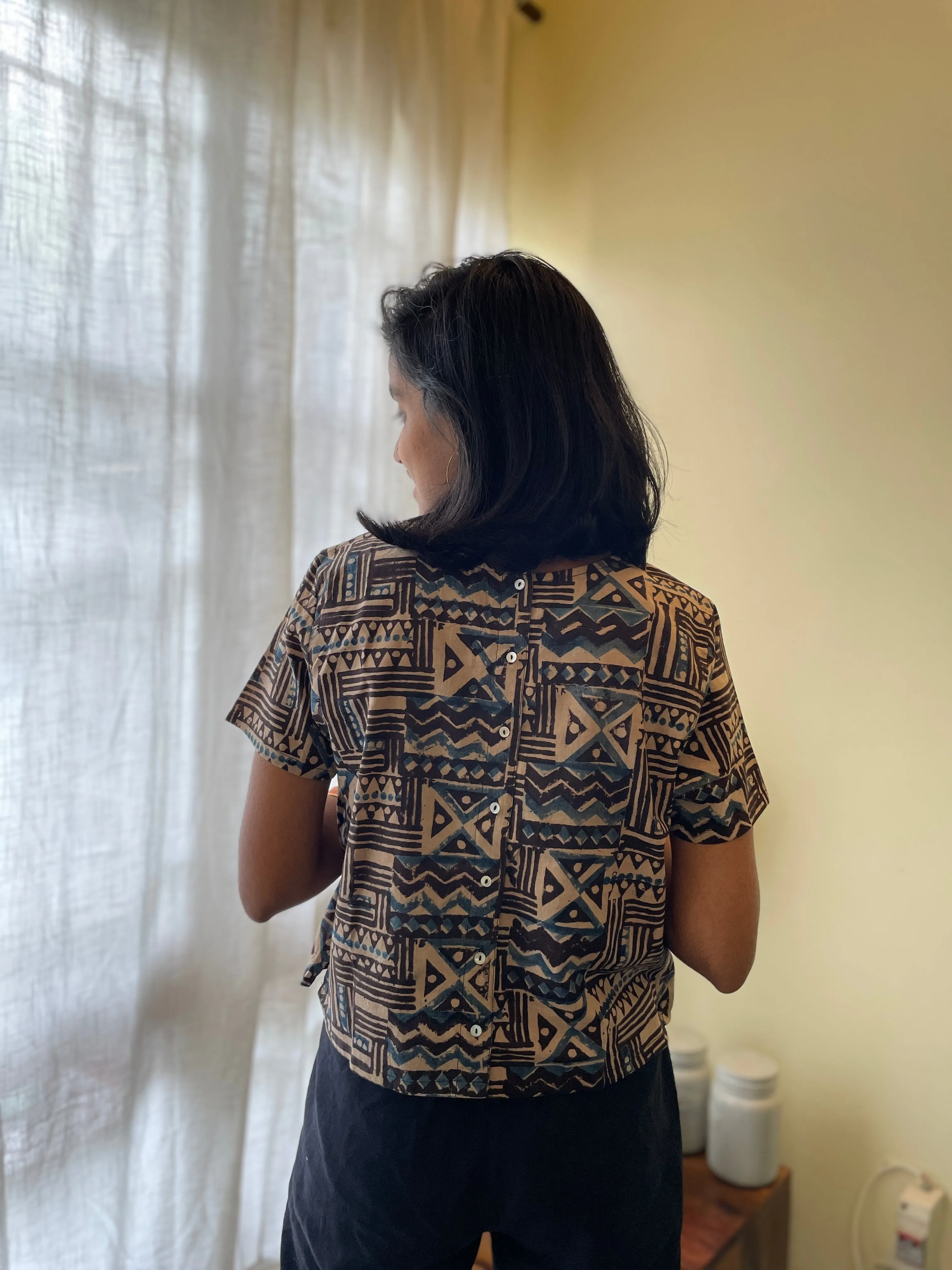 Litchi Kalamkari sleeved short top