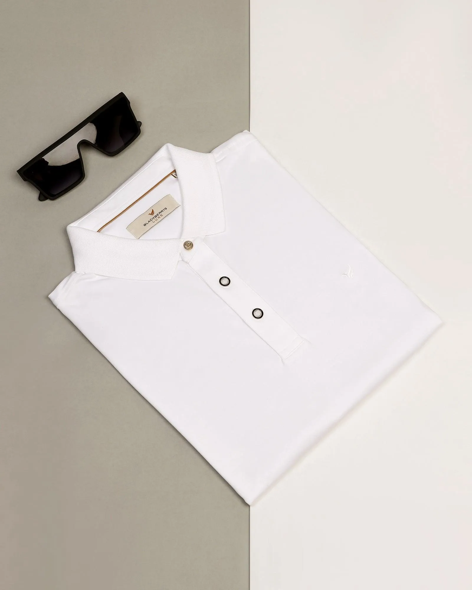 Polo White Solid T-Shirt - Toll