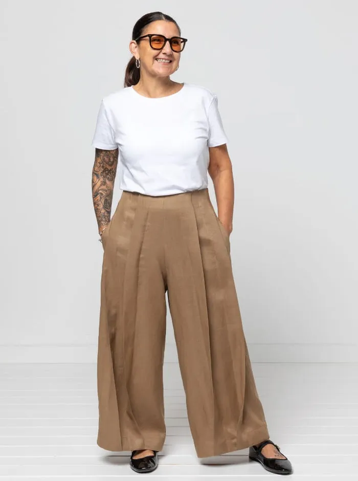 Style Arc - Atlas Woven Pants - Size 18-30