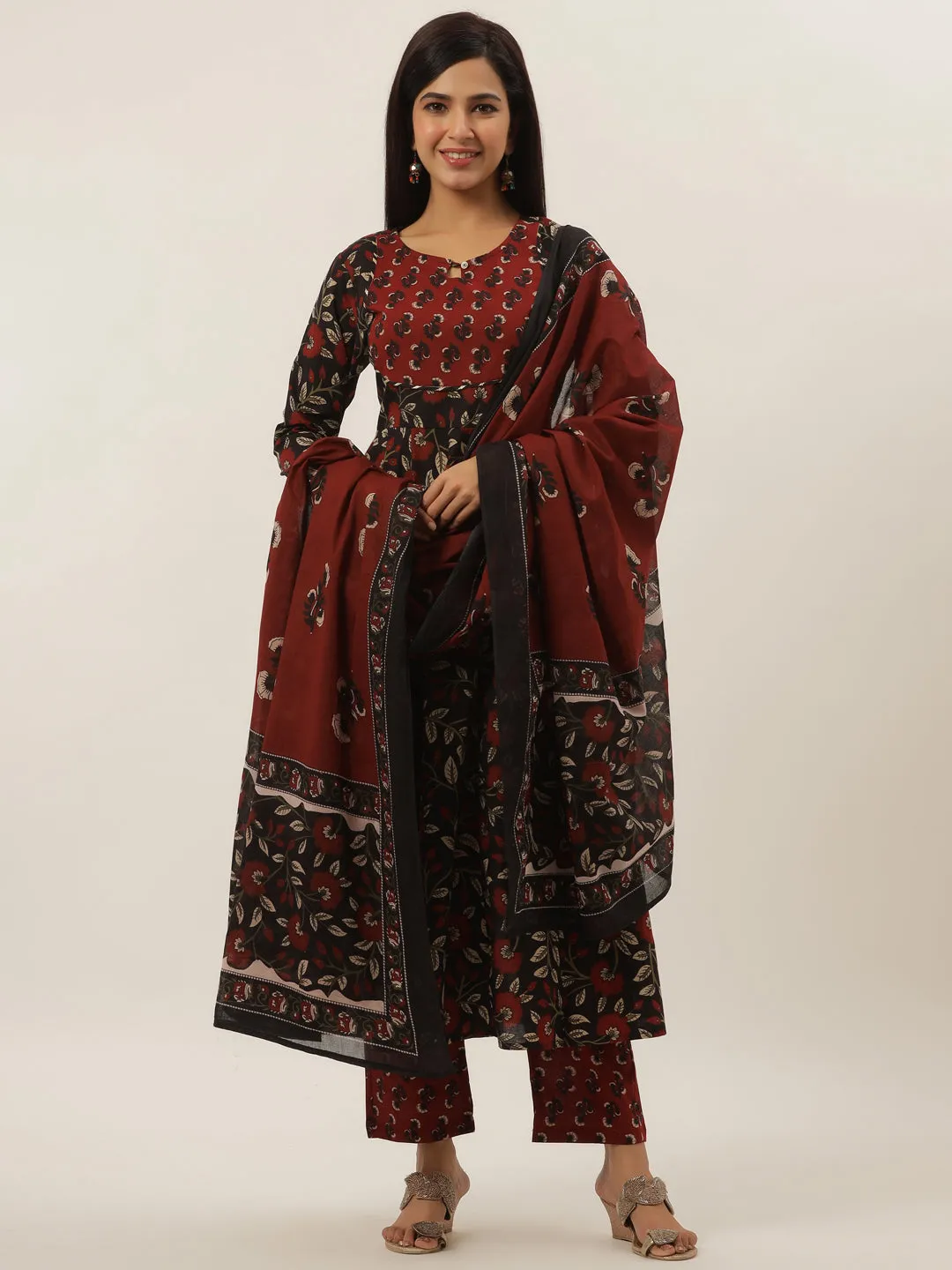 Women Black And Maroon Cotton Kurta Set With Dupatta